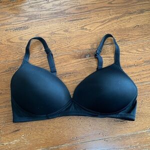 Warner's Women's Blissful Benefits Wireless Lift
T-Shirt Bra Black Size 38C